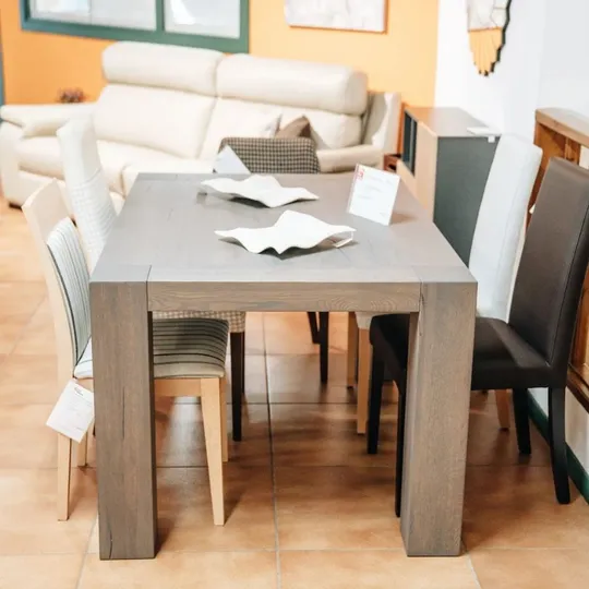 Taula Massissa Devina Nais